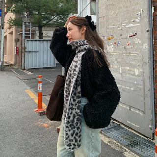 Leopard print scarf