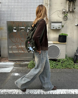 Maddie Beard Wash Wide Jeans
