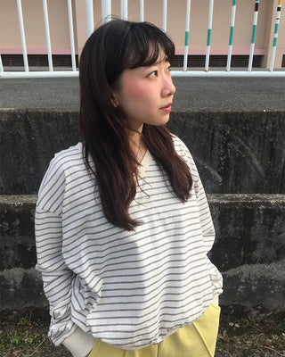 V-neck double border pullover