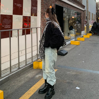 V-neck boa open jacket