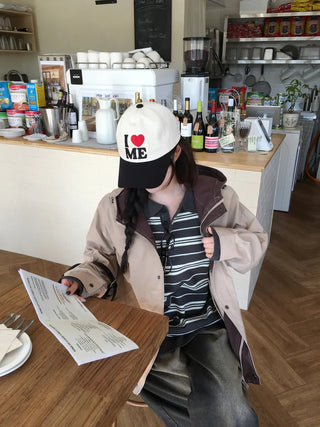 Two-tone cap