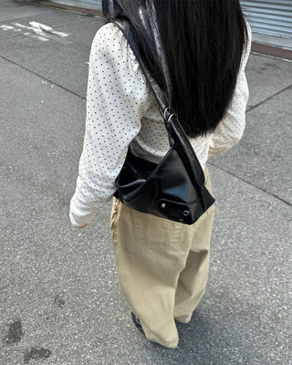 Belt motor shoulder bag