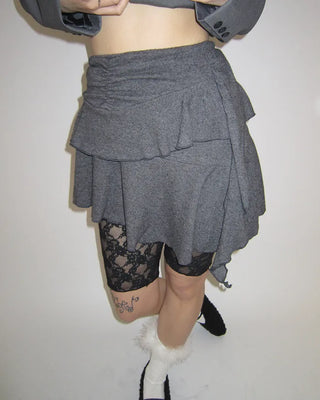 Waist frill lace half leggings