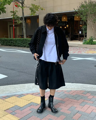Simple semi-cropped fit shirt