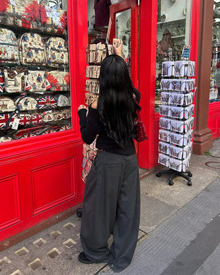 (Unisex) Pinstripe Two-Pleat Loose Slacks