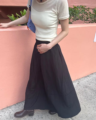 Elastic waist yoke line flared maxi skirt