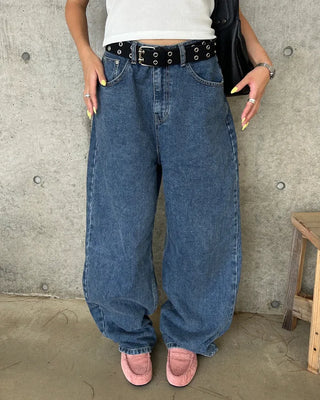 Pigmented Wide Curve Jeans
