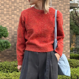 Round cropped knit