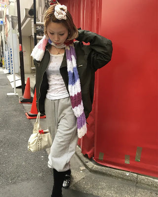 Double rivet belt leather tote bag