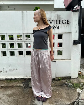 Wide lace U-neck tank top