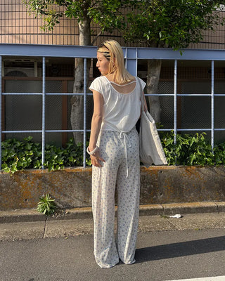 French Sleeve Open Back Wrinkle Blouse