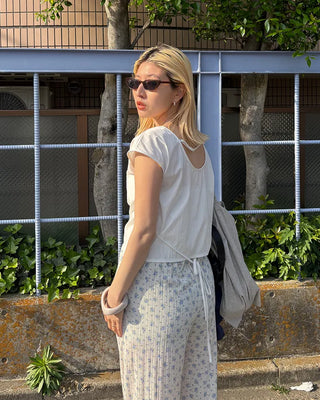French Sleeve Open Back Wrinkle Blouse