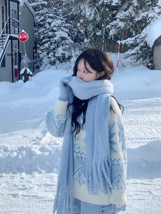 Snowflake Nordic Pattern Knit