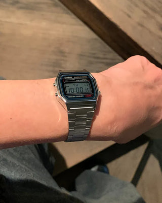 Basic Square Metal Handwatch