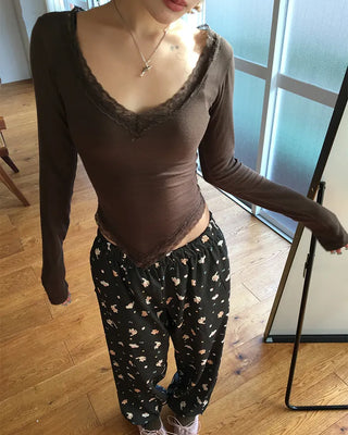 Lace plunging pointed hem slim cut and sew