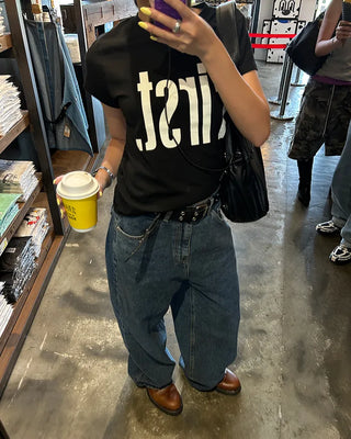 Pigmented Wide Curve Jeans