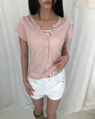 Button V-neck knit