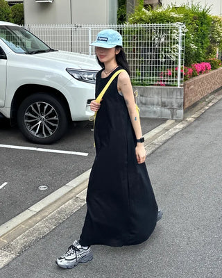 Sleeveless long dress