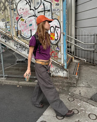 Shoulder seam semi-cropped half T-shirt