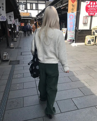 Round neck raglan knit