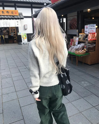 Round neck raglan knit
