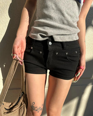 Skull Studded Berry Short Black Pants