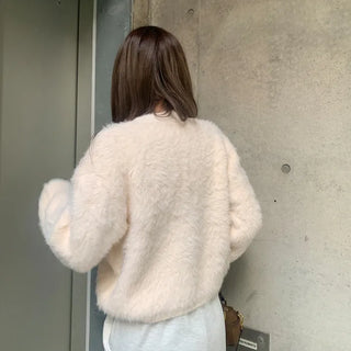 Angora style round knit