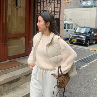 Angora style round knit