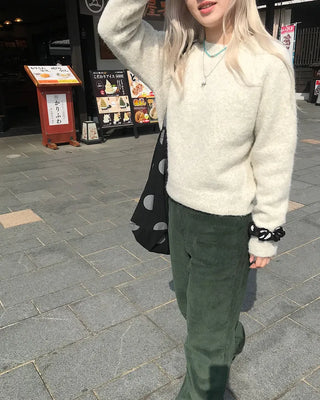 Round neck raglan knit