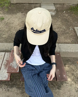 Antique lettering cap