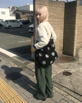 Round neck raglan knit