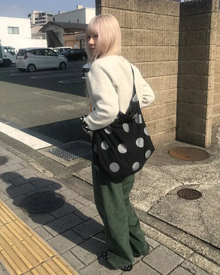 Round neck raglan knit