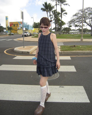 Flower lace sheer knee-high socks