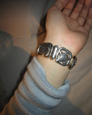 Vintage design handwatch