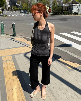 Border halter neck