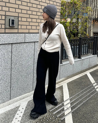 Wide-leg knit pants with elastic waistband