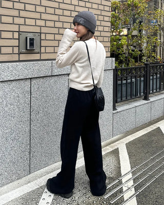 Wide-leg knit pants with elastic waistband