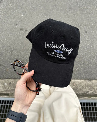 Pigment lettering cap