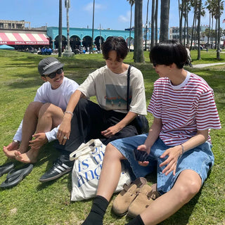 Colored striped short-sleeved T-shirt