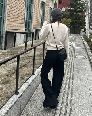 Wide-leg knit pants with elastic waistband
