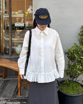 Frilled collar shirt