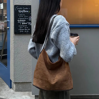 Brushed texture round knit