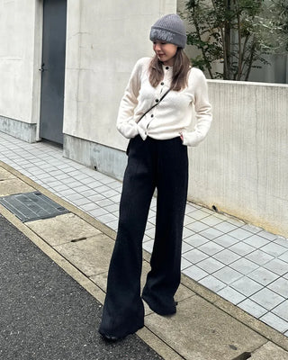 Wide-leg knit pants with elastic waistband