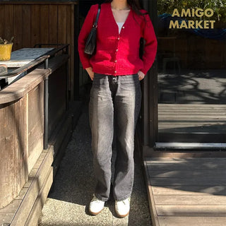V-neck cardigan with gold buttons