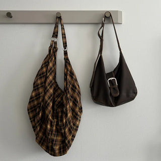 Vintage belt shoulder bag