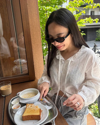 Lace neck striped button blouse