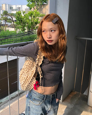 Lace V-neck cropped ribbed long T-shirt