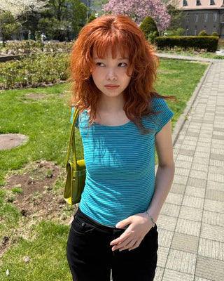 U-neck striped short-sleeved T-shirt