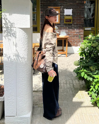 Mood Border Off-Shoulder Top