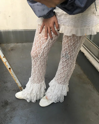 Tiered hem lace leggings